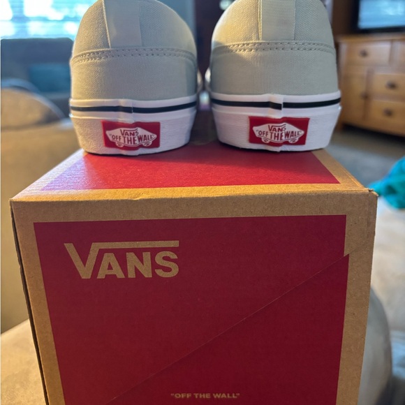 😍NEW! Vans “Asher” Classic Aqua Slip-On Shoes Y 6, Women’s 7.5 - Picture 3 of 8